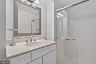 6905 Stonewood Ct, Rockville, MD 20852 - Photo 18