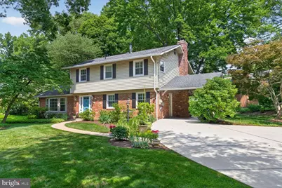 6905 Stonewood Court, Rockville, MD 20852 - Photo 24
