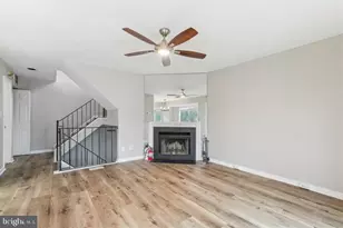 9861 Lake Shore Dr, Gaithersburg, MD 20886 - Photo 10