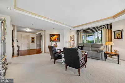 5610 Wisconsin Avenue #708, Chevy Chase, MD 20815 - Photo 10