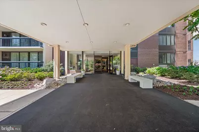 7401 Westlake Terrace #1210, Bethesda, MD 20817 - Photo 4