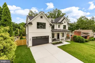 7008 Amy Ln, Bethesda, MD 20817 - Photo 2