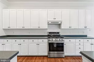 22409 Brook Point Way, Clarksburg, MD 20871 - Photo 24