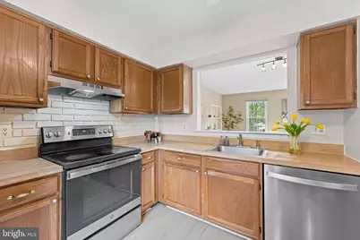 18726 Pikeview Drive, Germantown, MD 20874 - Photo 12