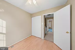 18726 Pikeview Dr, Germantown, MD 20874 - Photo 22