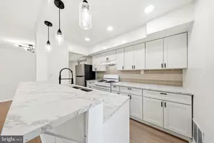 2202 Greenery Ln, Silver Spring, MD 20906 - Photo 8