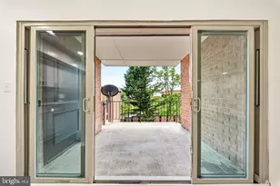 2202 Greenery Ln, Silver Spring, MD 20906 - Photo 22