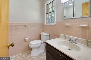 25509 Jonnie Ct, Gaithersburg, MD 20882 - Photo 10