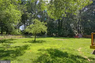 25509 Jonnie Ct, Gaithersburg, MD 20882 - Photo 26