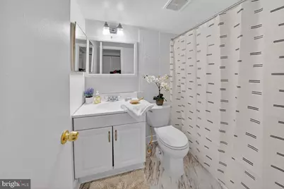 868 College Parkway #102, Rockville, MD 20850 - Photo 16