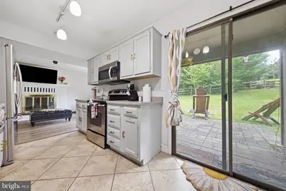 10725 Wayridge Drive, Montgomery Village, MD 20886 - Photo 16