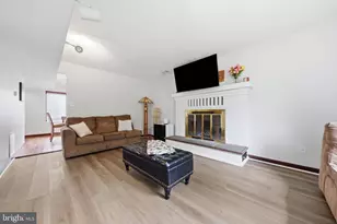 10725 Wayridge Dr, Montgomery Village, MD 20886 - Photo 14