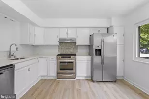 166 New Mark Esplanade, Rockville, MD 20850 - Photo 14