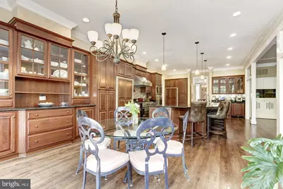 9909 Avenel Farm Drive, Potomac, MD 20854 - Photo 12
