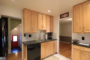 553 Monet Dr, Rockville, MD 20850 - Photo 2