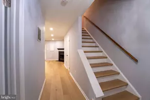 18246 Fox Chase Cir, Olney, MD 20832 - Photo 20
