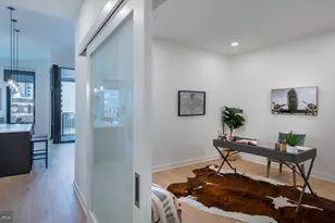 4710 Elm St, Bethesda, MD 20814 - Photo 10