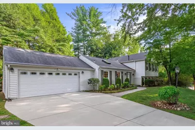 5 Barrington Fare, Rockville, MD 20850 - Photo 2