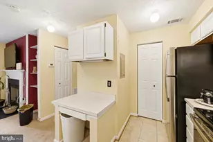 12204 Eagles Nest Ct, Germantown, MD 20874 - Photo 8