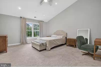 105 Crofton Hill Lane, Rockville, MD 20850 - Photo 18