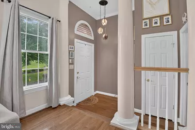 105 Crofton Hill Lane, Rockville, MD 20850 - Photo 2