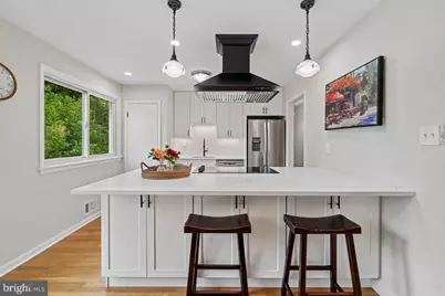 8429 Farrell Drive, Chevy Chase, MD 20815 - Photo 10