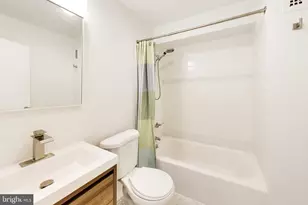 10300 Westlake Dr, Bethesda, MD 20817 - Photo 18