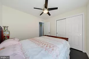 11 Fairbanks Dr, Gaithersburg, MD 20877 - Photo 18