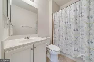 11 Fairbanks Dr, Gaithersburg, MD 20877 - Photo 28