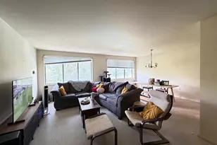 10201 Grosvenor Pl, Rockville, MD 20852 - Photo 8