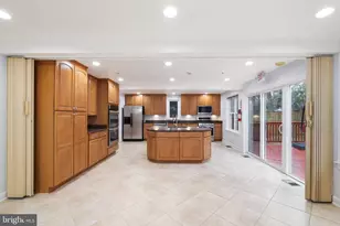 711 Lamberton Dr, Silver Spring, MD 20902 - Photo 18