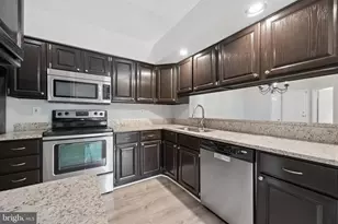 12209 Eagles Nest Ct, Germantown, MD 20874 - Photo 10