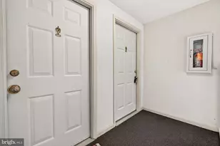20208 Shipley Terrace, Germantown, MD 20874 - Photo 4