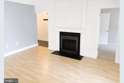 20208 Shipley Terrace #302, Germantown, MD 20874 - Photo 4