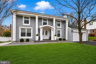 10904 Gainsborough Rd, Potomac, MD 20854 - Photo 1