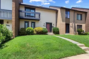 20042 Hob Hill Way, Montgomery Village, MD 20886 - Photo 2