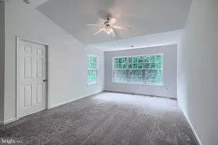 13006 Woodcutter Cir, Germantown, MD 20876 - Photo 16