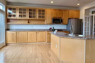 6130 Stonehenge, North Bethesda, MD 20852 - Photo 4
