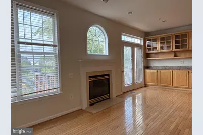 6130 Stonehenge #7, North Bethesda, MD 20852 - Photo 2