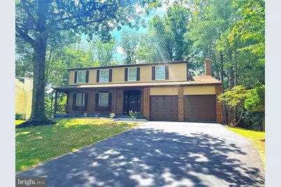 20345 Watkins Meadow Drive, Germantown, MD 20876 - Photo 2