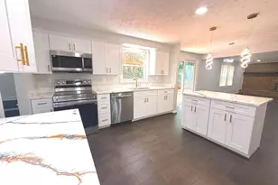 20345 Watkins Meadow Dr, Germantown, MD 20876 - Photo 8