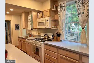 812 Woodside Parkway, Silver Spring, MD 20910 - Photo 18