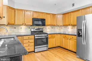 2901 Clovercrest Way, Olney, MD 20832 - Photo 10