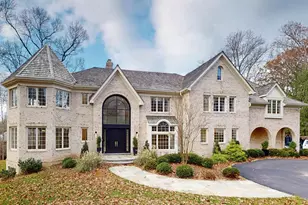 9629 Eagle Ridge Dr, Bethesda, MD 20817 - Photo 2