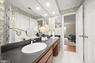 6004 Princeton Ave, Glen Echo, MD 20812 - Photo 28