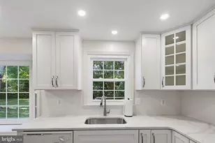 18904 Blue Heron Ln, Gaithersburg, MD 20879 - Photo 8