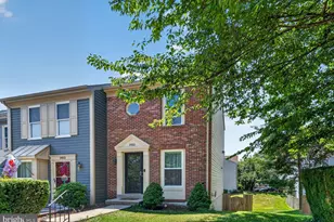19011 Partridge Wood Dr, Germantown, MD 20874 - Photo 2