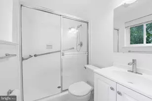 9813 Inglemere Dr, Bethesda, MD 20817 - Photo 12