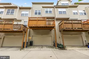 9756 Athletic Way, Gaithersburg, MD 20878 - Photo 30