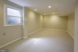 4 Ritchfield Ct, Rockville, MD 20850 - Photo 34
